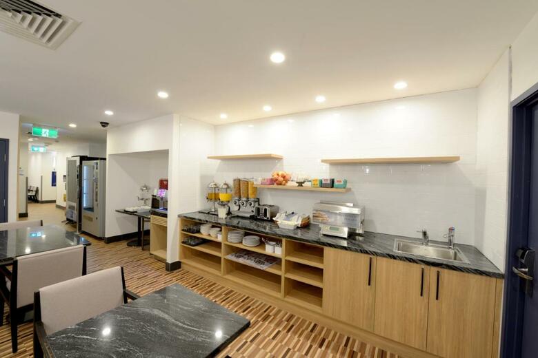 Hotel Ibis Budget - Melbourne Cbd