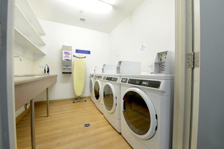 Hotel Ibis Budget - Melbourne Cbd