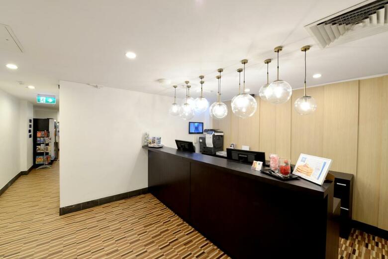Hotel Ibis Budget - Melbourne Cbd