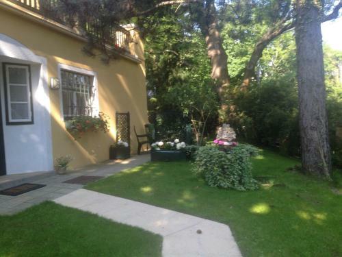 Apartamento Exquisites Gartenapartment In Eleganter Jugendstilvilla