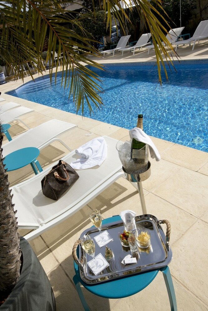 Hotel Juan Beach