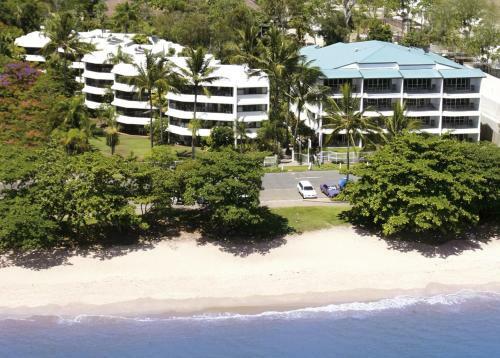 Aparthotel Roydon Beachfront Apartments