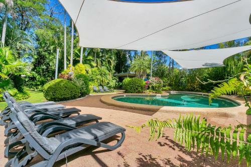 Aparthotel Roydon Beachfront Apartments