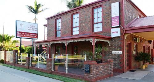 Early Australian Motor Inn