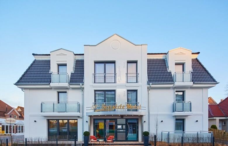 Bernstein Hotel "50`s Seaside Motel"