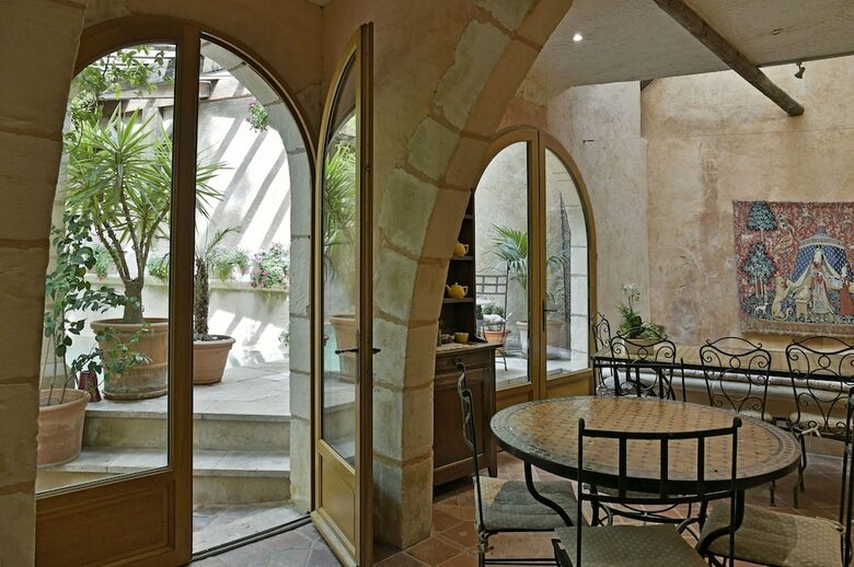 Bed & Breakfast Un Mas En Ville