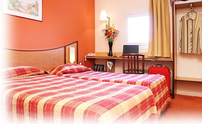 Hotel Sovereign Bord De Seine