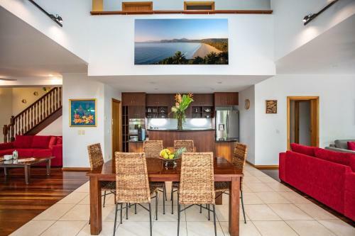 Four Mile Beach Retreat