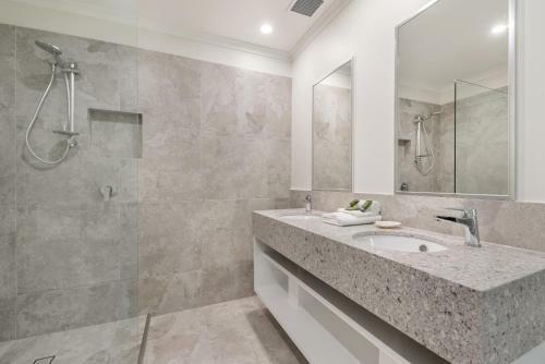 Aparthotel Mirra Chana