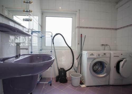 Apartment Astenweg 11