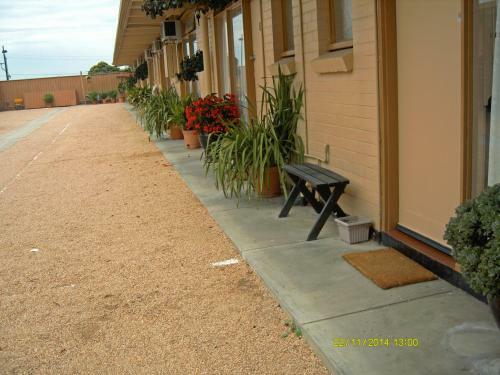 Travellers Rest Motel