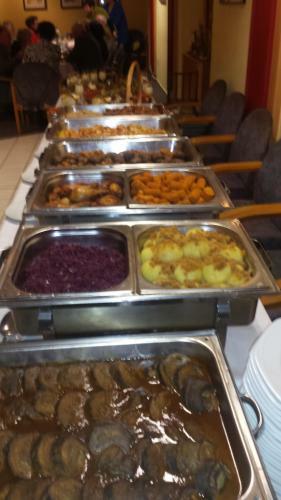 Mini Hotel �bernachten Im Gurkenfass