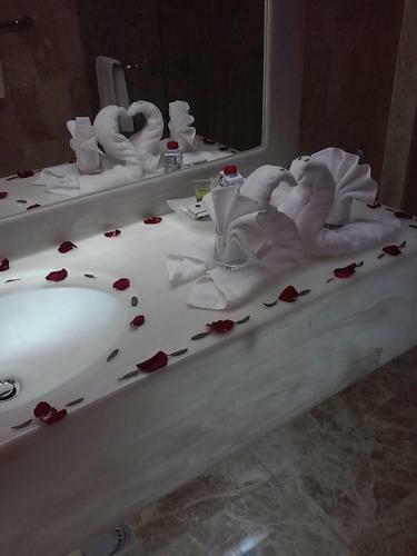 Golden Dune Hotel & Suite