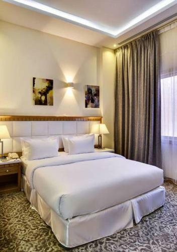 Golden Dune Hotel & Suite