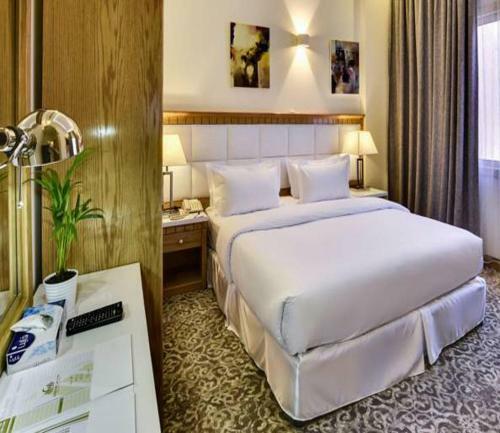 Golden Dune Hotel & Suite