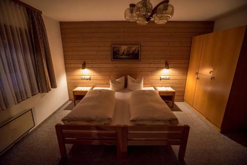 Ferienhaus J�gerh�usl