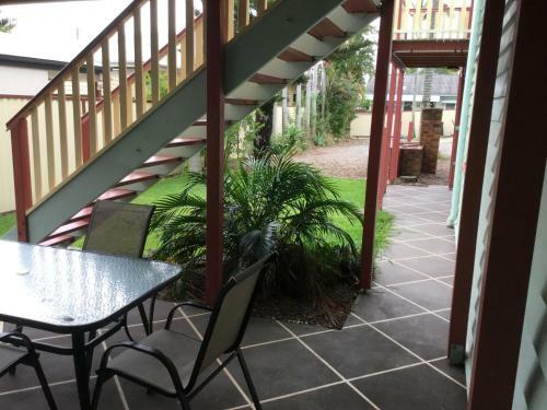 Redcliffe Holiday Let