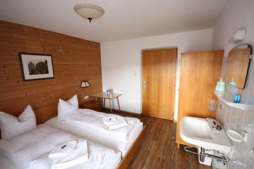 Hostal Haus Sch�njochl By Ch�tel Reizen