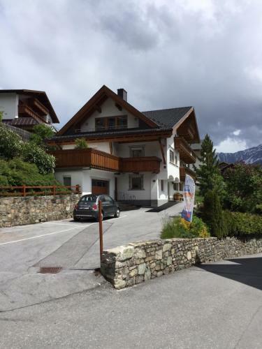 Hostal Haus Sch�njochl By Ch�tel Reizen