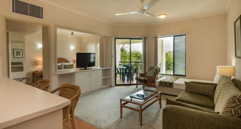 Aparthotel Tropic Towers Apartments