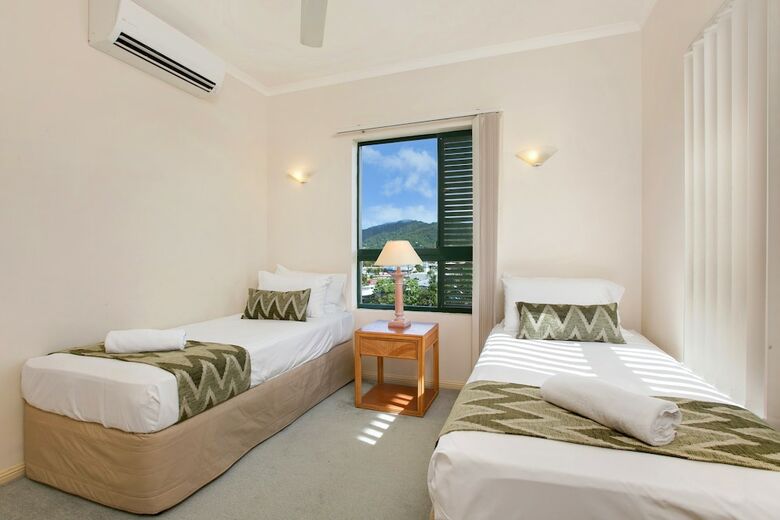 Aparthotel Tropic Towers Apartments
