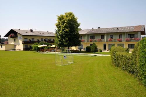 Hostal Pension Miklautz