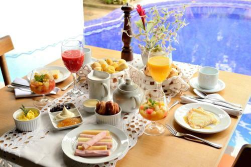 Bed & Breakfast Pousada Ti� Sahy