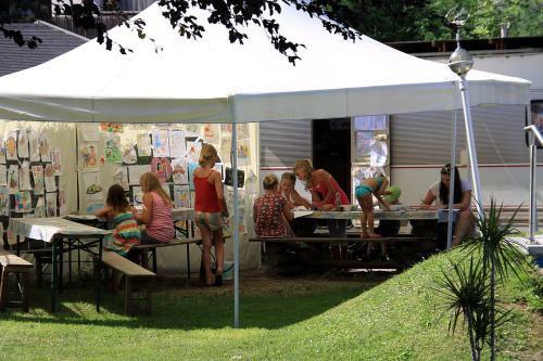 Schwimmbad Camping M�ssler