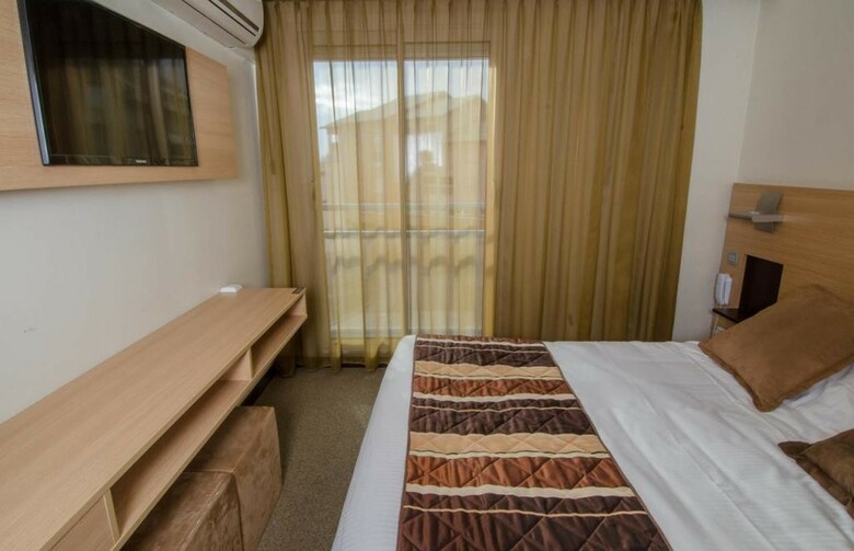 Hotel Adonis Gapotel