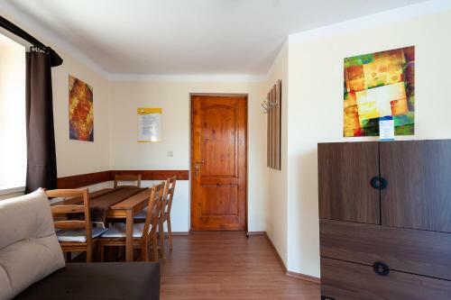 Hostal Haus Alpenblick M�lltal