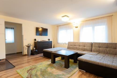Hostal Haus Alpenblick M�lltal