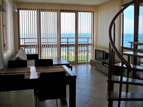 Aparthotel Apolon Complex