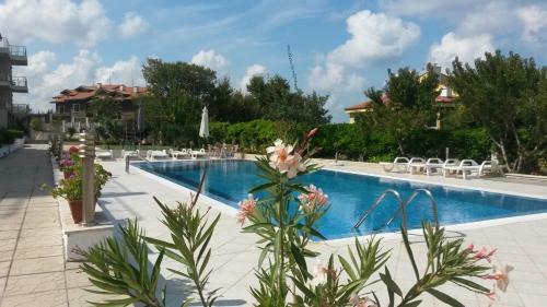 Aparthotel Apolon Complex