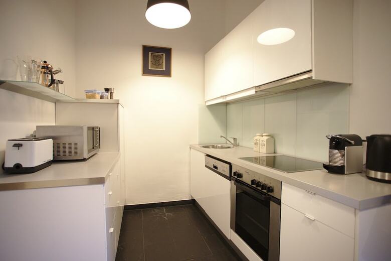 7th Heaven Vienna Center Apartments