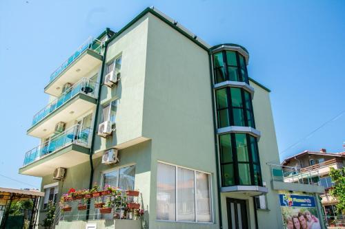 Hotel Debimar