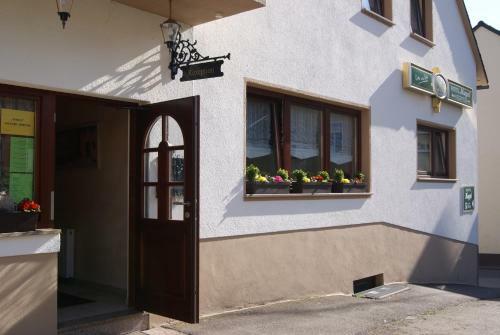 Hostal Hotel Restaurant Kugel