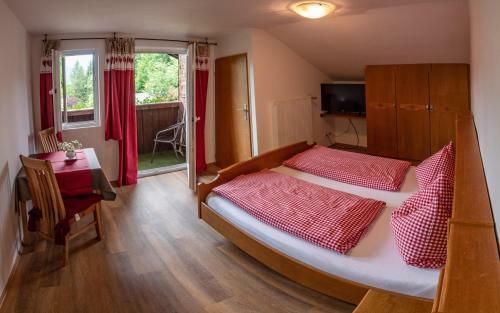 Bed & Breakfast G�stehaus Bergwald