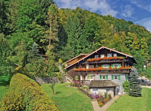 Bed & Breakfast G�stehaus Bergwald