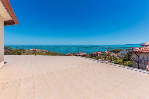 Hotel Via Pontica 123 Guest Apartments