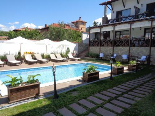 Hostal Einstein House & Spa