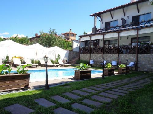 Hostal Einstein House & Spa