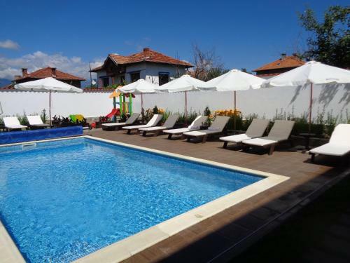 Hostal Einstein House & Spa