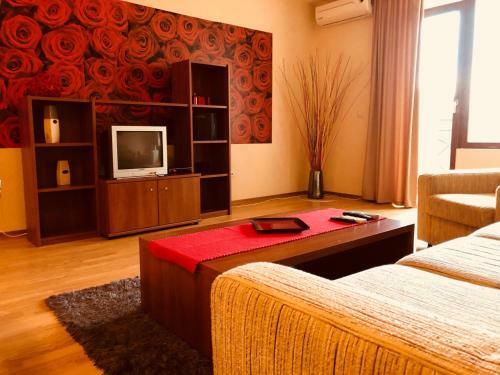 Apartment In Iglika Complex