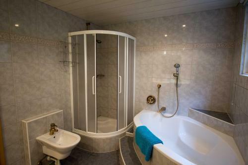 Apartamento Ferienlandhaus H�fer