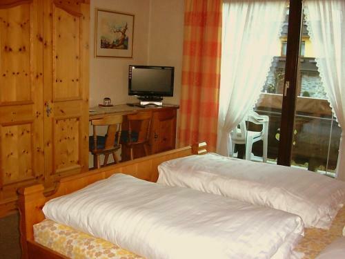 Hostal Pension Resi