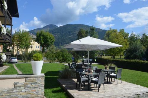 Dahoam By Sarina - Hotel & Suites