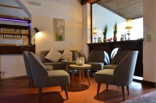 Dahoam By Sarina - Hotel & Suites