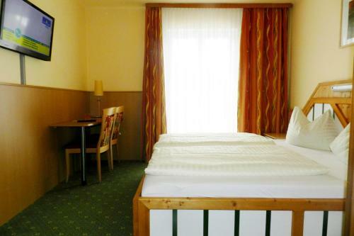 Bed & Breakfast Hotel Garni Erlbacher