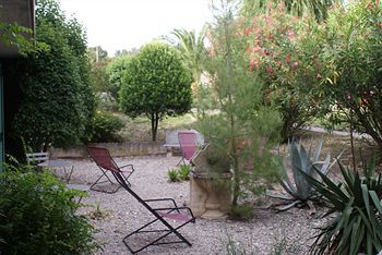 Hotel L'amandi�re