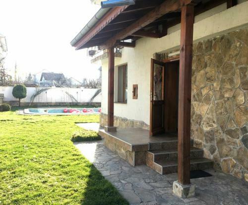 Hostal Ilona House
